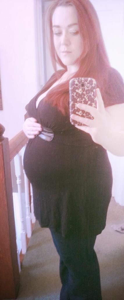 Chubbycurvy Women Showing Pregnant Plus Size And Beyond 