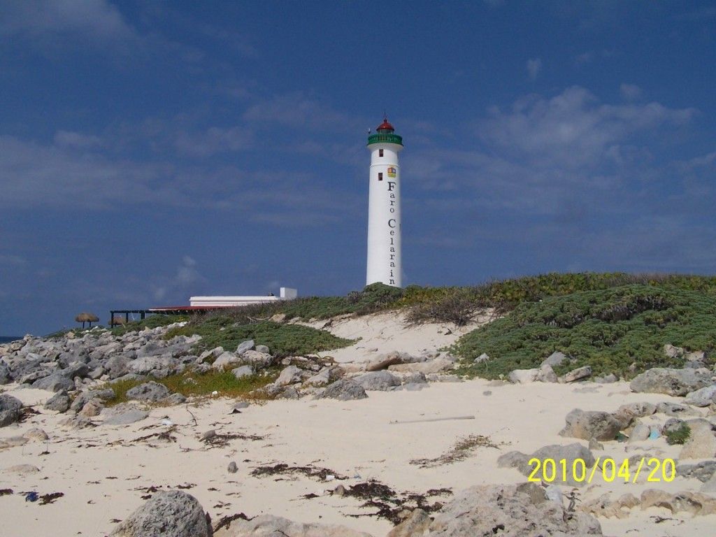 cozomellighthouse1.jpg