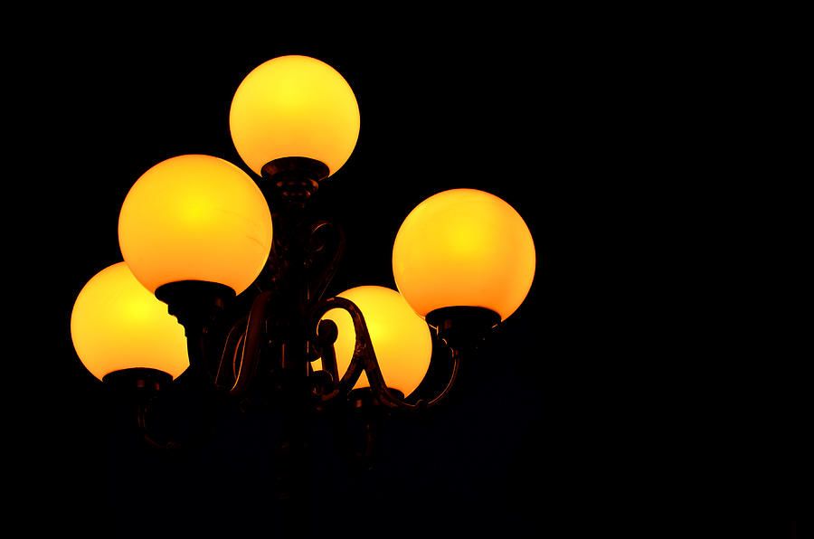 street-lamp-in-the-night-dark-oleg-mitiu